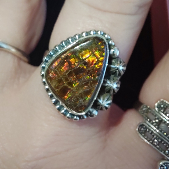 Iridescent Ammolite Silver Statement Ring Size 8.5 - Picture 14 of 15